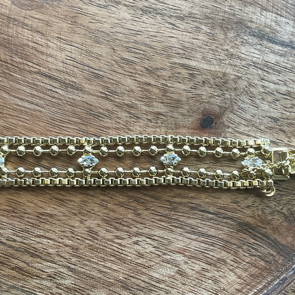 Sorrelli Jewelry - Sorrelli Gold Bracelet with Crystal Details